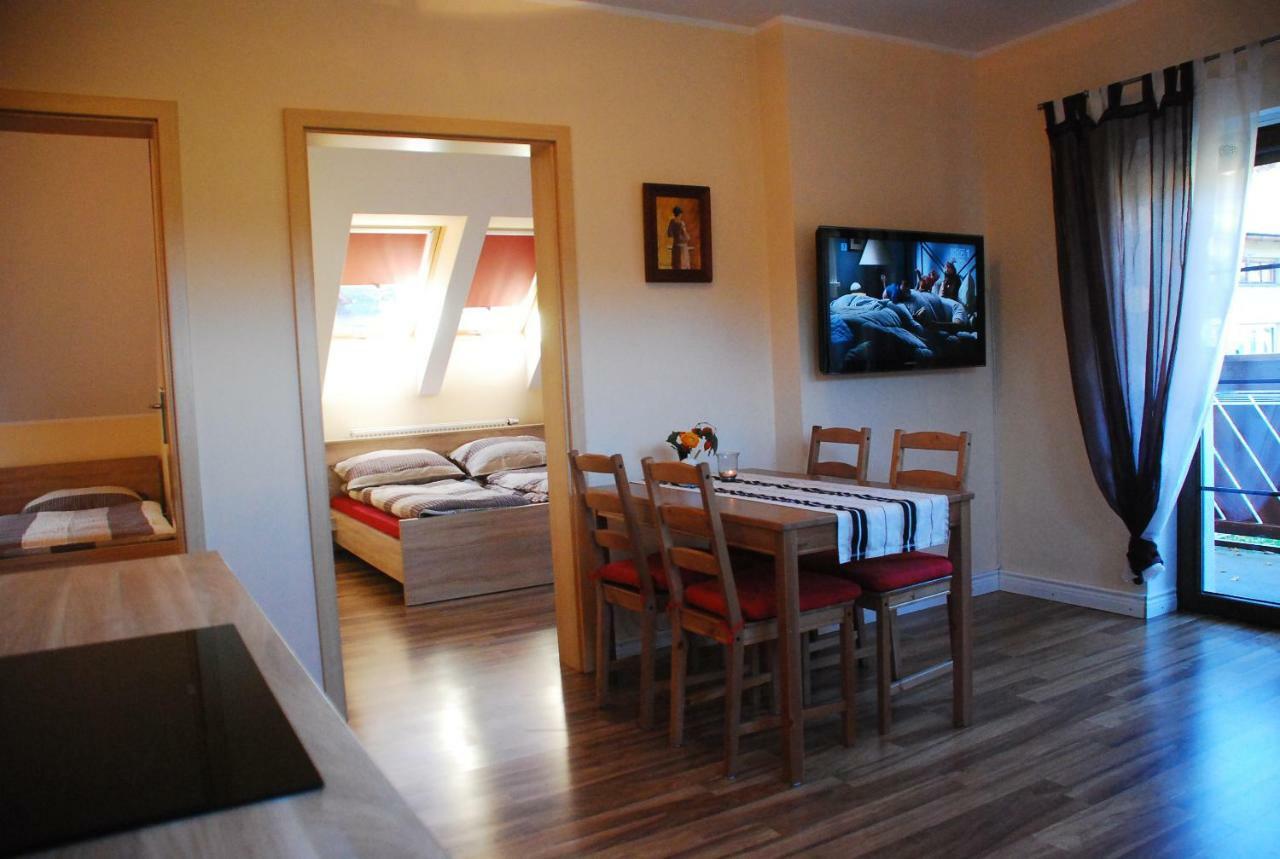 Apartamenty Anna Брена Екстериор снимка